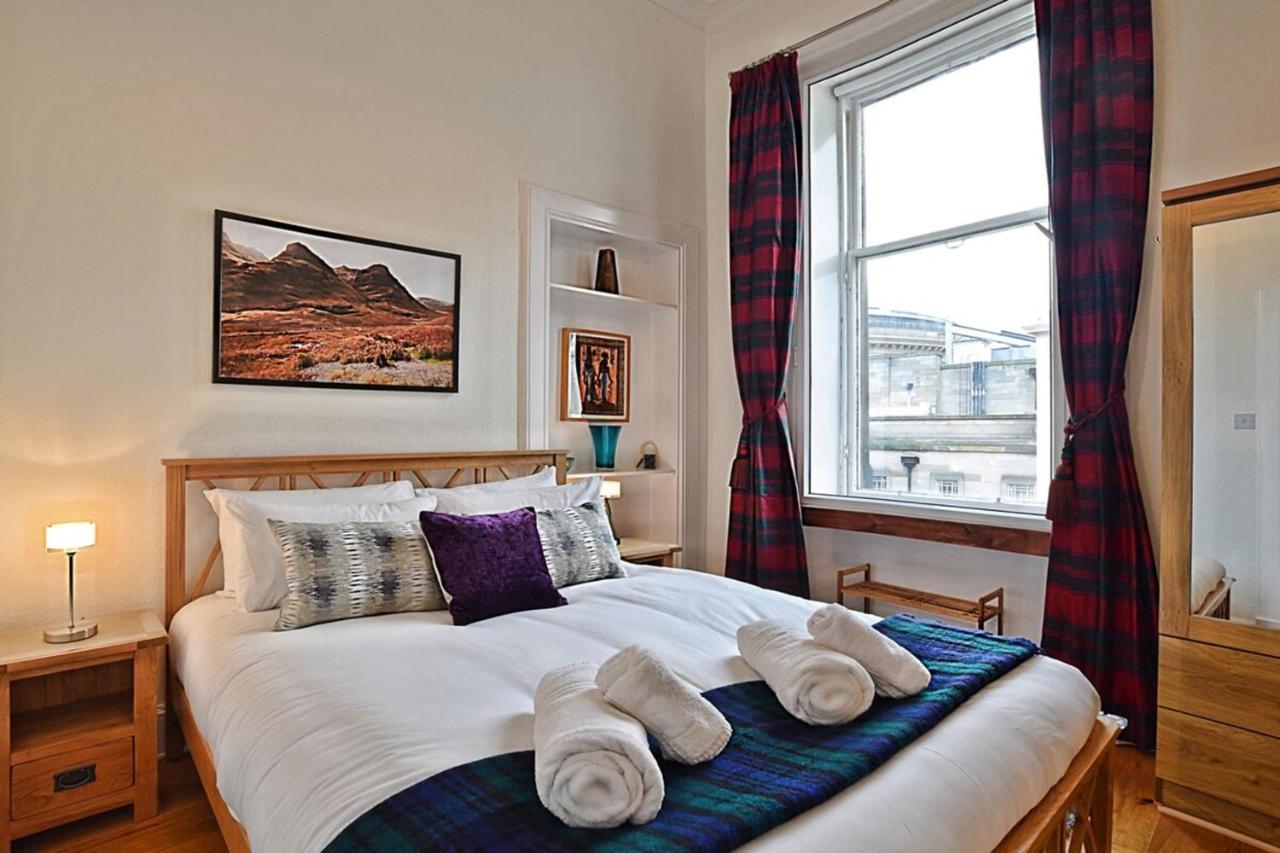 Cozy 2 Bedroom Apartment At Heart Of The Edinburgh Luaran gambar