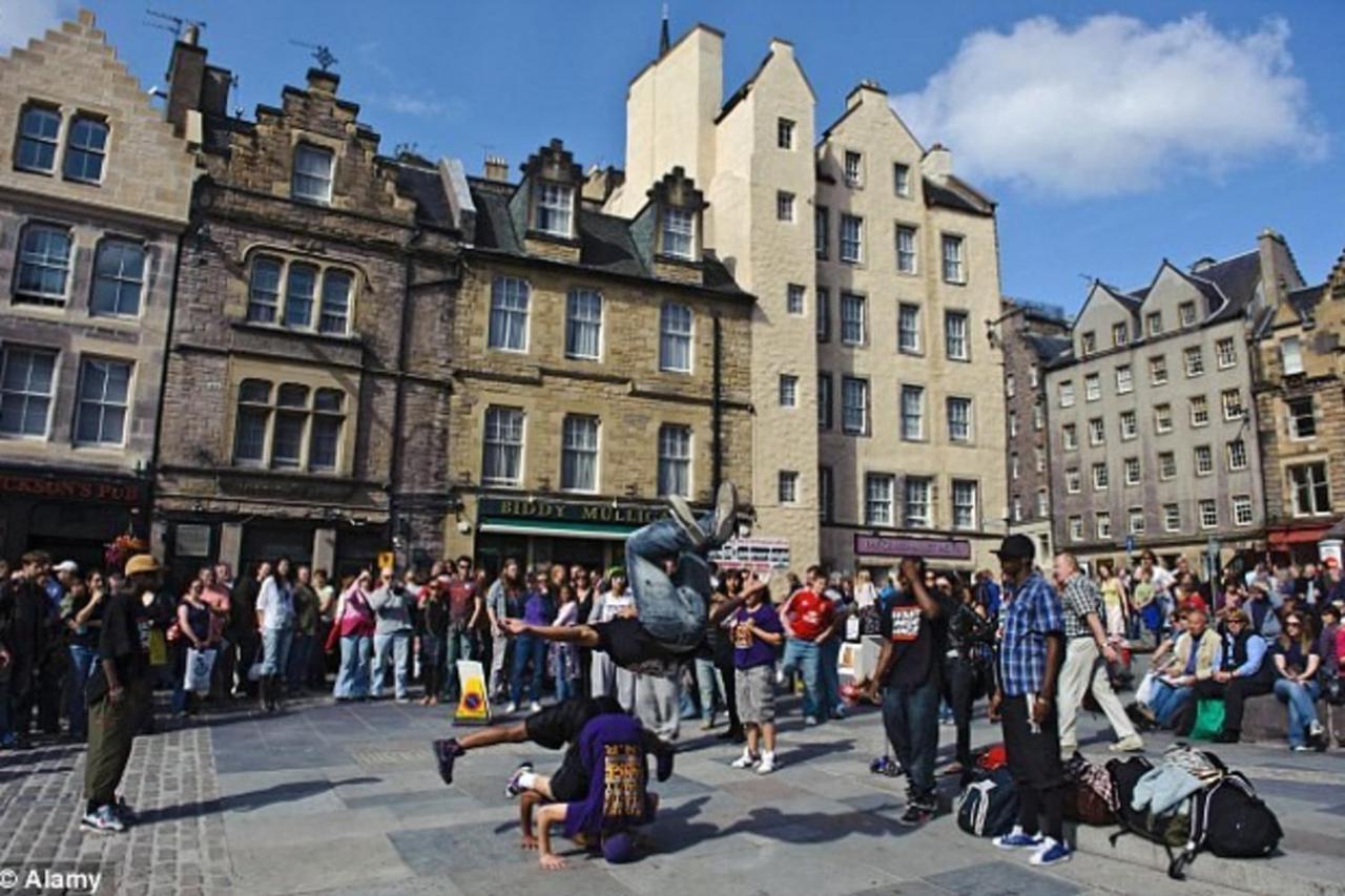 Cozy 2 Bedroom Apartment At Heart Of The Edinburgh Luaran gambar